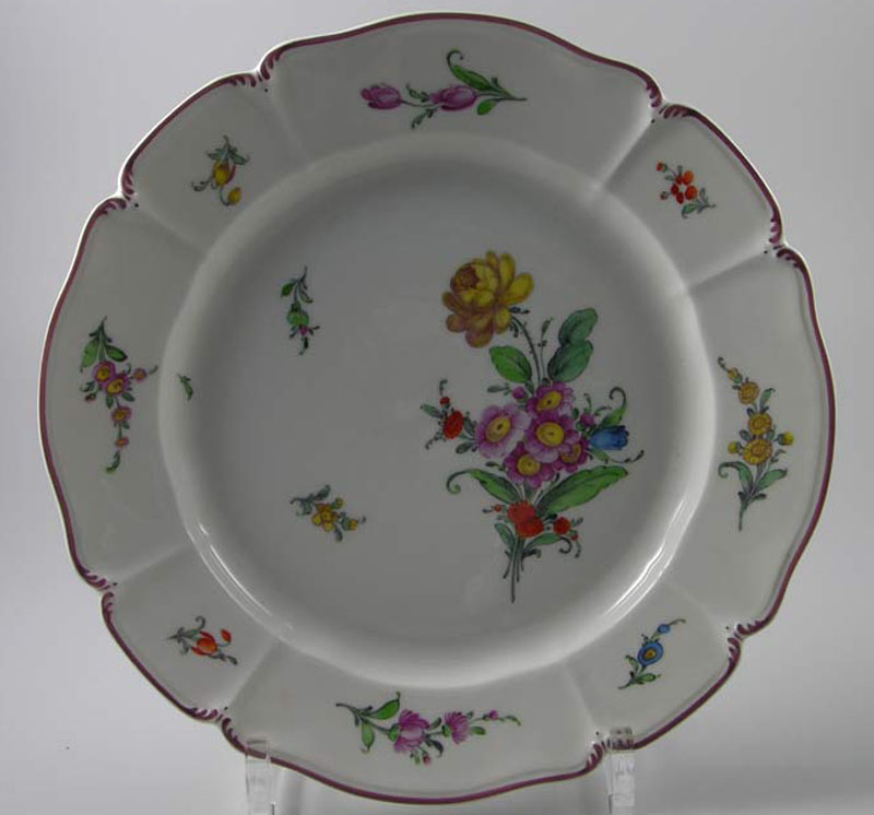 Teller purpur Rand 1551 Wiener Blumen Ø22cm Form 529 Rokoko